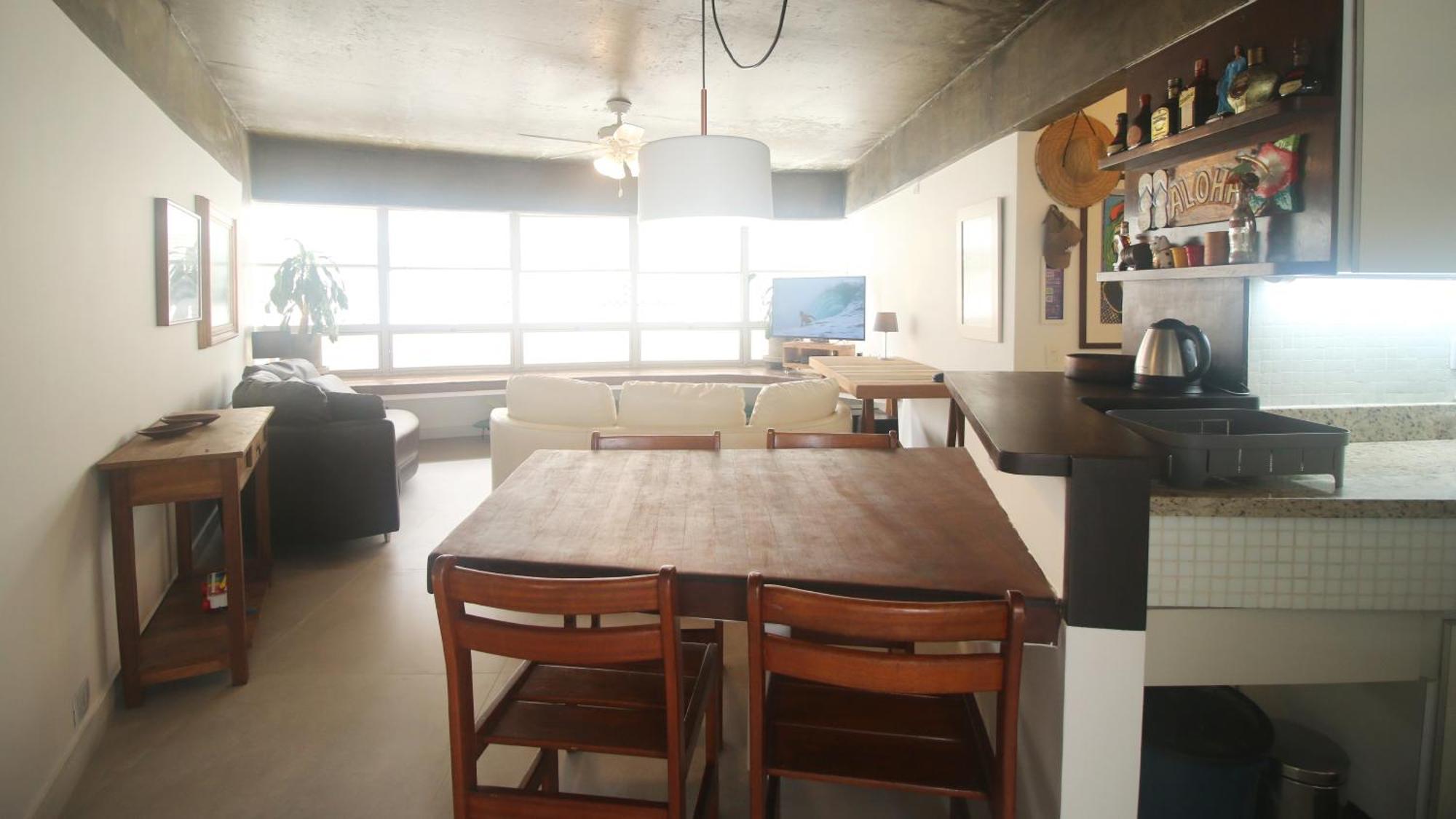 Frente Pro Mar - A - Do Tombo - Beachfront Apartment Guaruja