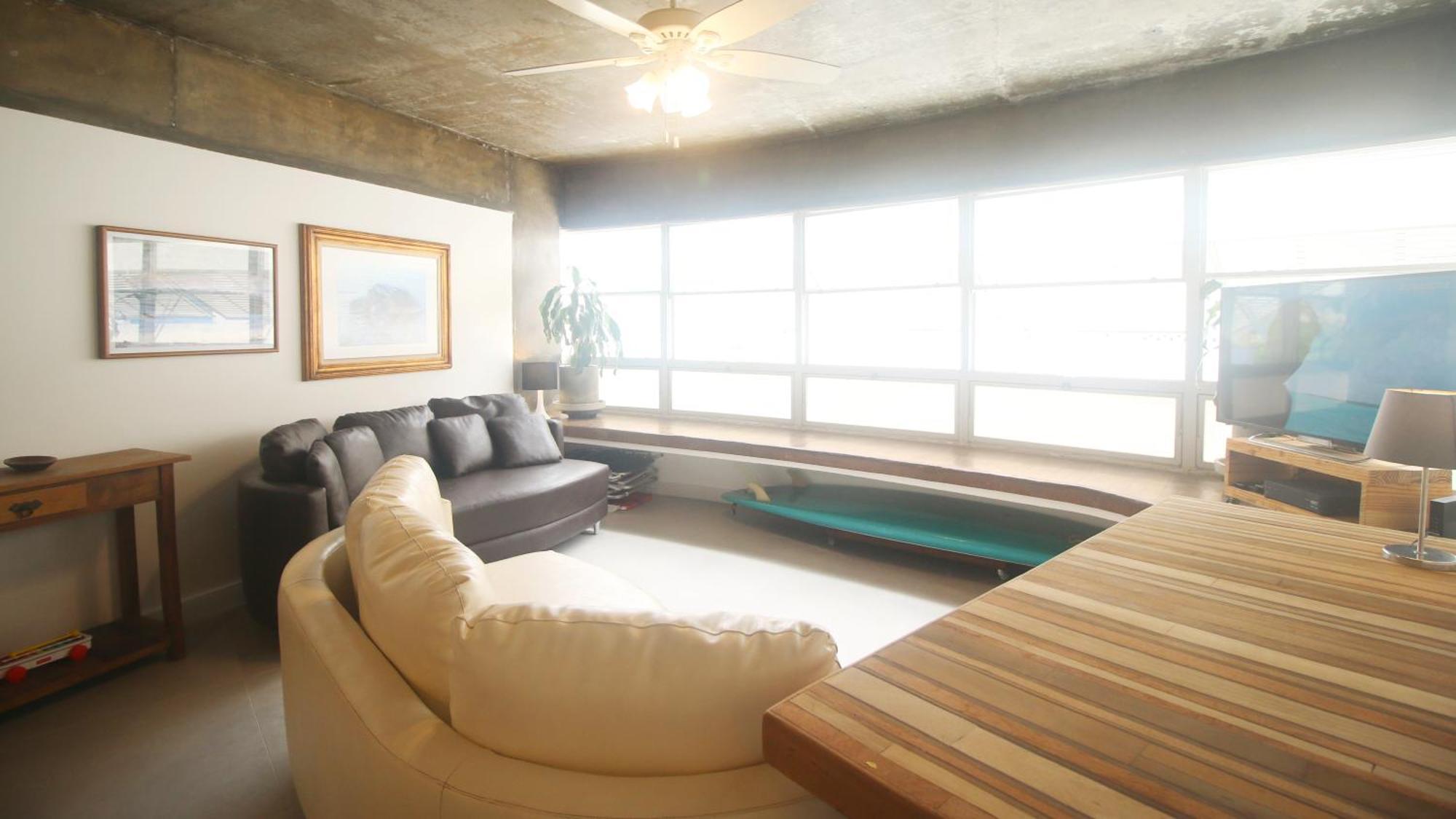 Frente Pro Mar - A - Do Tombo - Beachfront